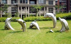小區(qū)里的不銹鋼雕塑有什么作用？